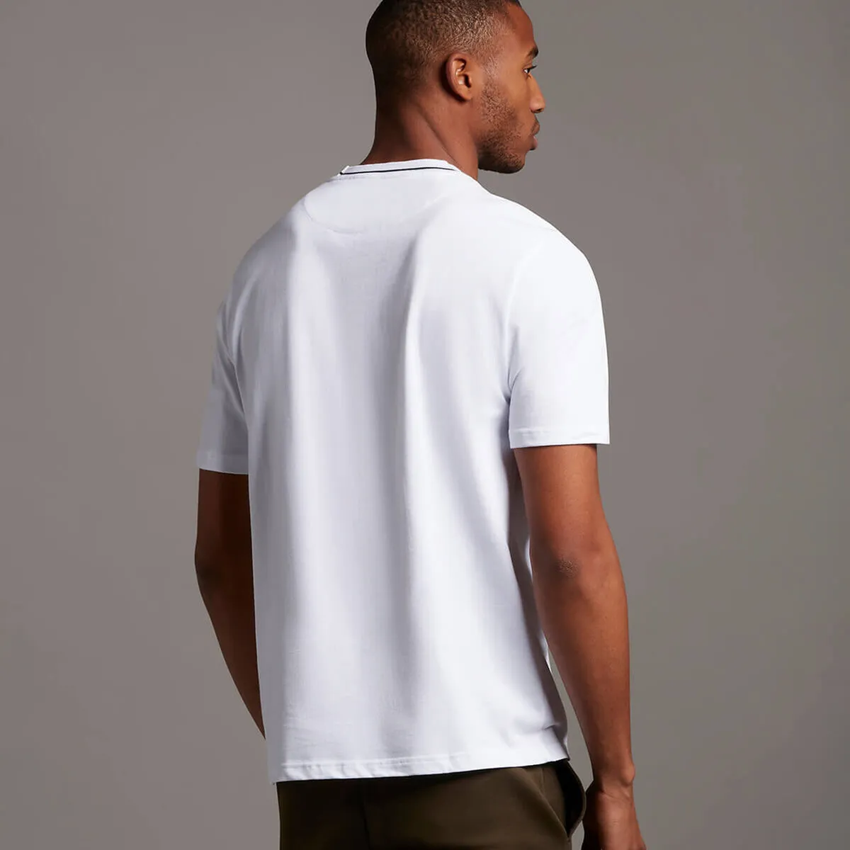 Lyle & Scott Casuals Tipped T-Shirt in White